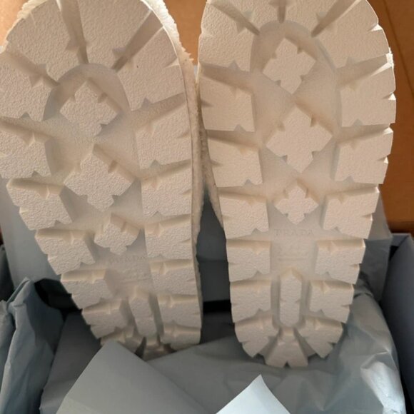 Prada Slippers - Picture 4 of 8